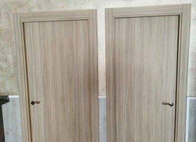Puertas interiores de madera de olmo