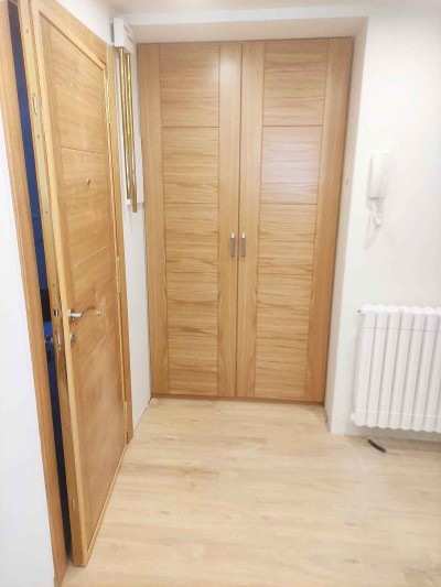 Puerta interior lacada