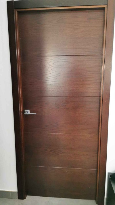 Puerta interior moderna