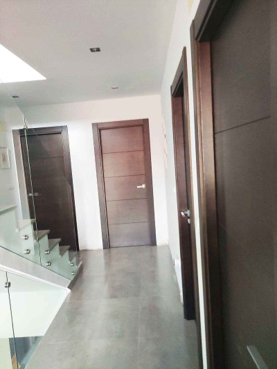 Puertas modernas de madera