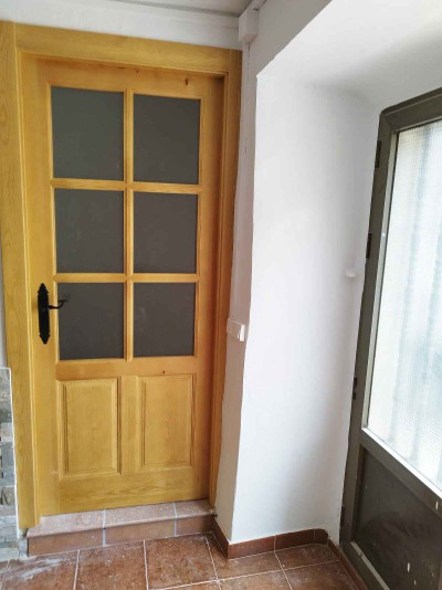 Puerta con cristal