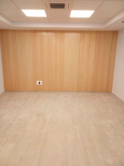 Pared revestida en madera